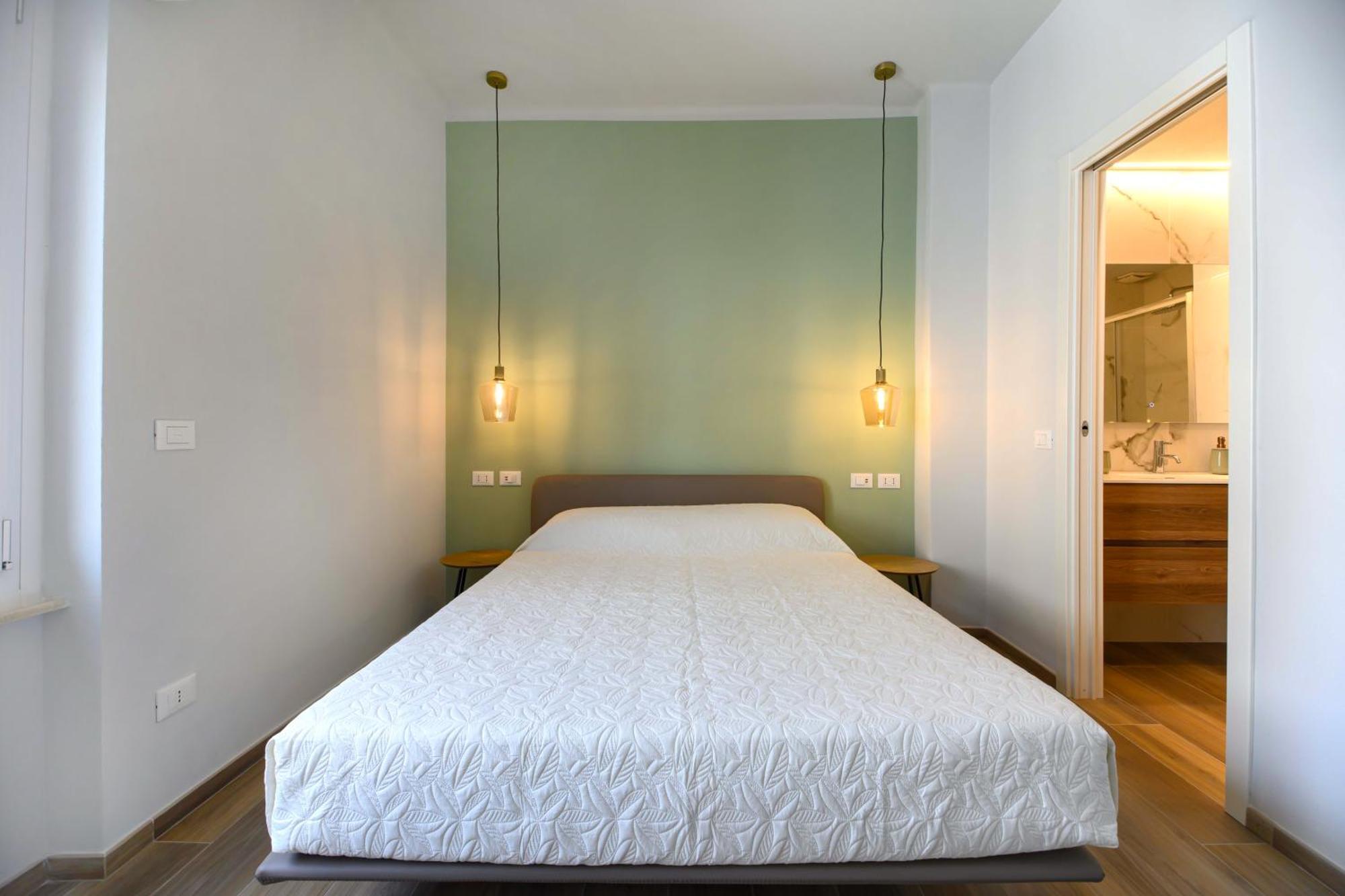 Bianca Elegance Rooms ลาสเปเซีย ภายนอก รูปภาพ