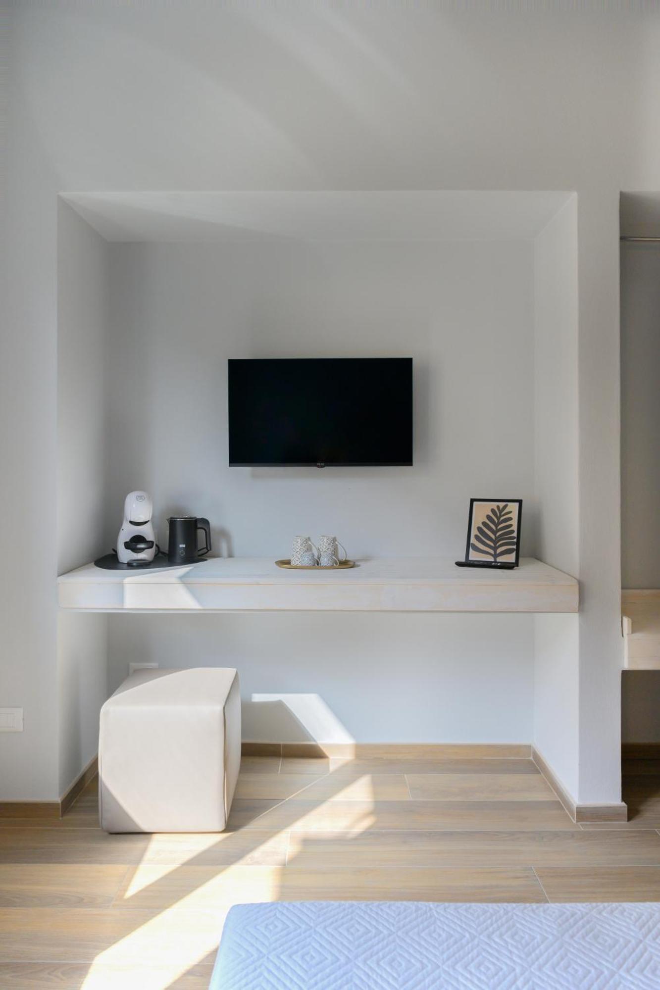 Bianca Elegance Rooms ลาสเปเซีย ภายนอก รูปภาพ