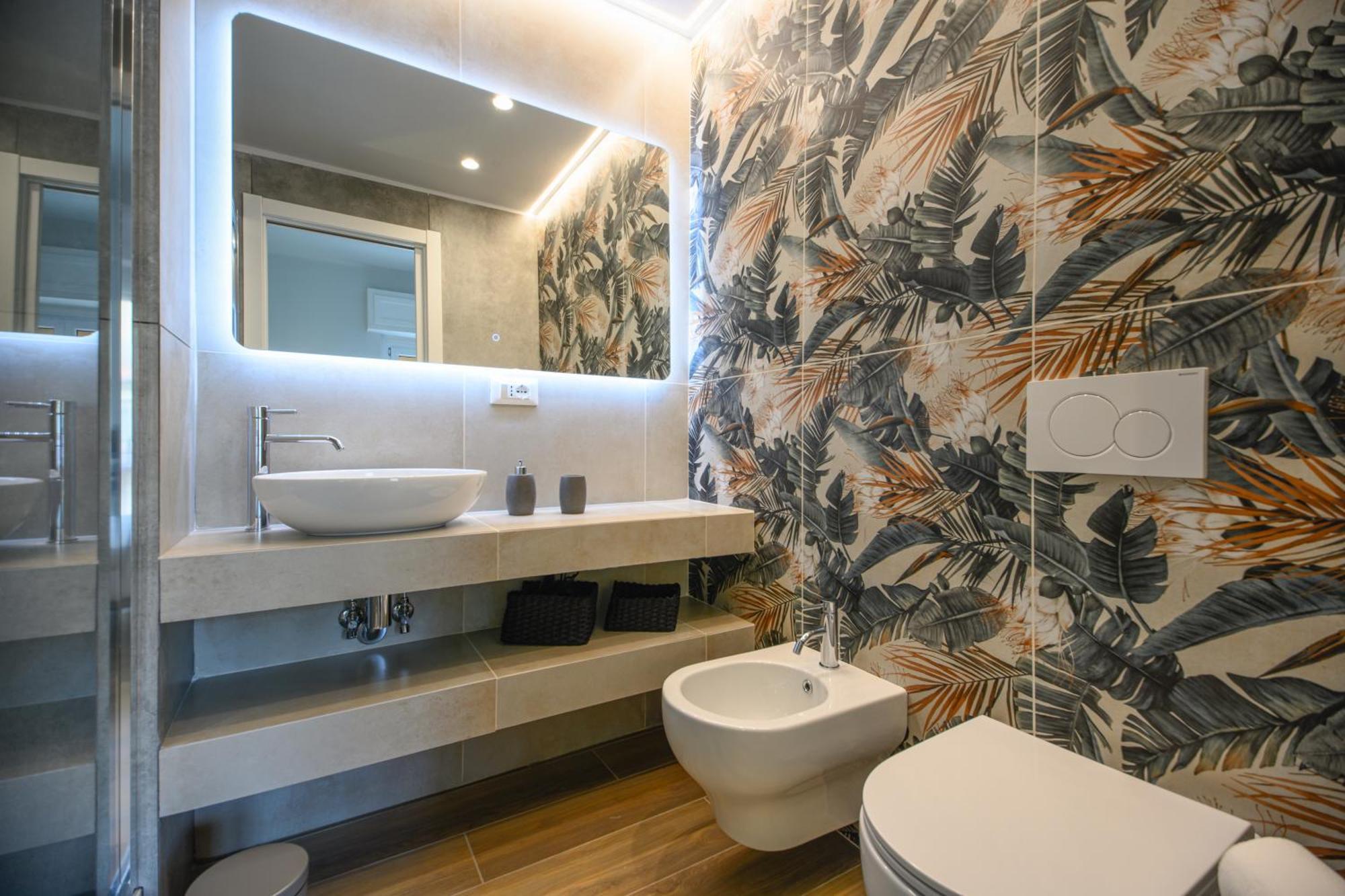 Bianca Elegance Rooms ลาสเปเซีย ภายนอก รูปภาพ