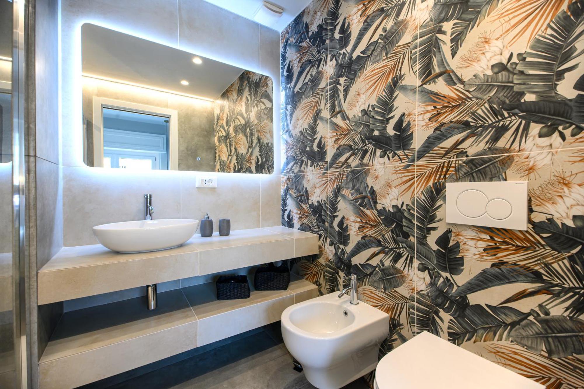 Bianca Elegance Rooms ลาสเปเซีย ภายนอก รูปภาพ