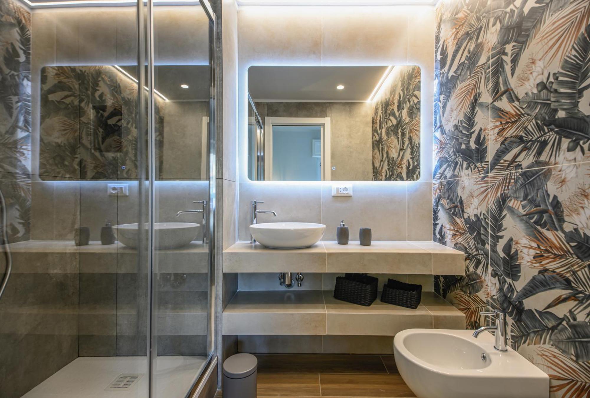Bianca Elegance Rooms ลาสเปเซีย ภายนอก รูปภาพ